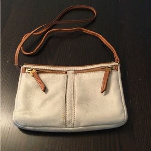 Fossil purse